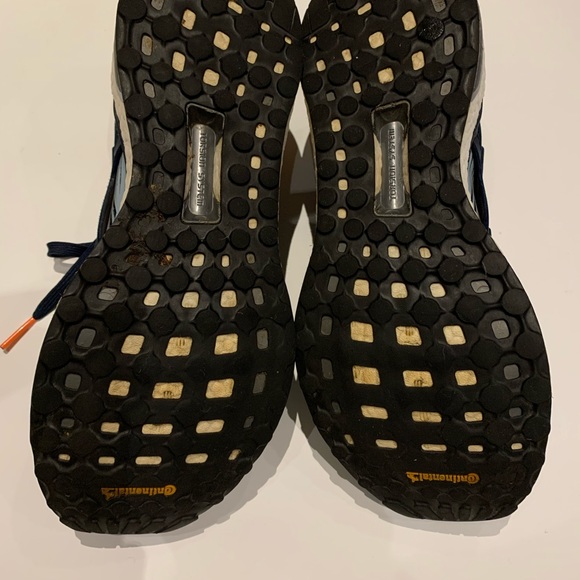 Men’s Adidas Energy Boost Running shoes - Picture 8 of 14